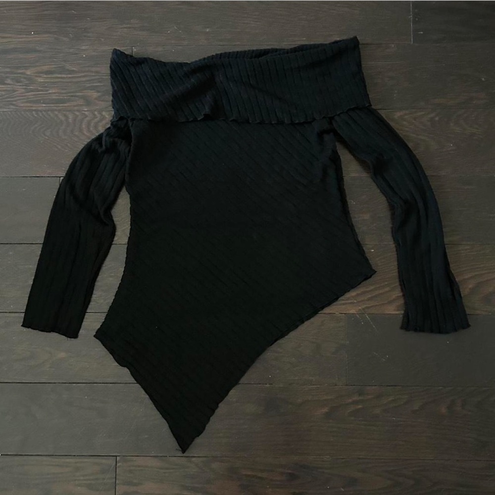 Black Off-Shoulder Ribbed Top